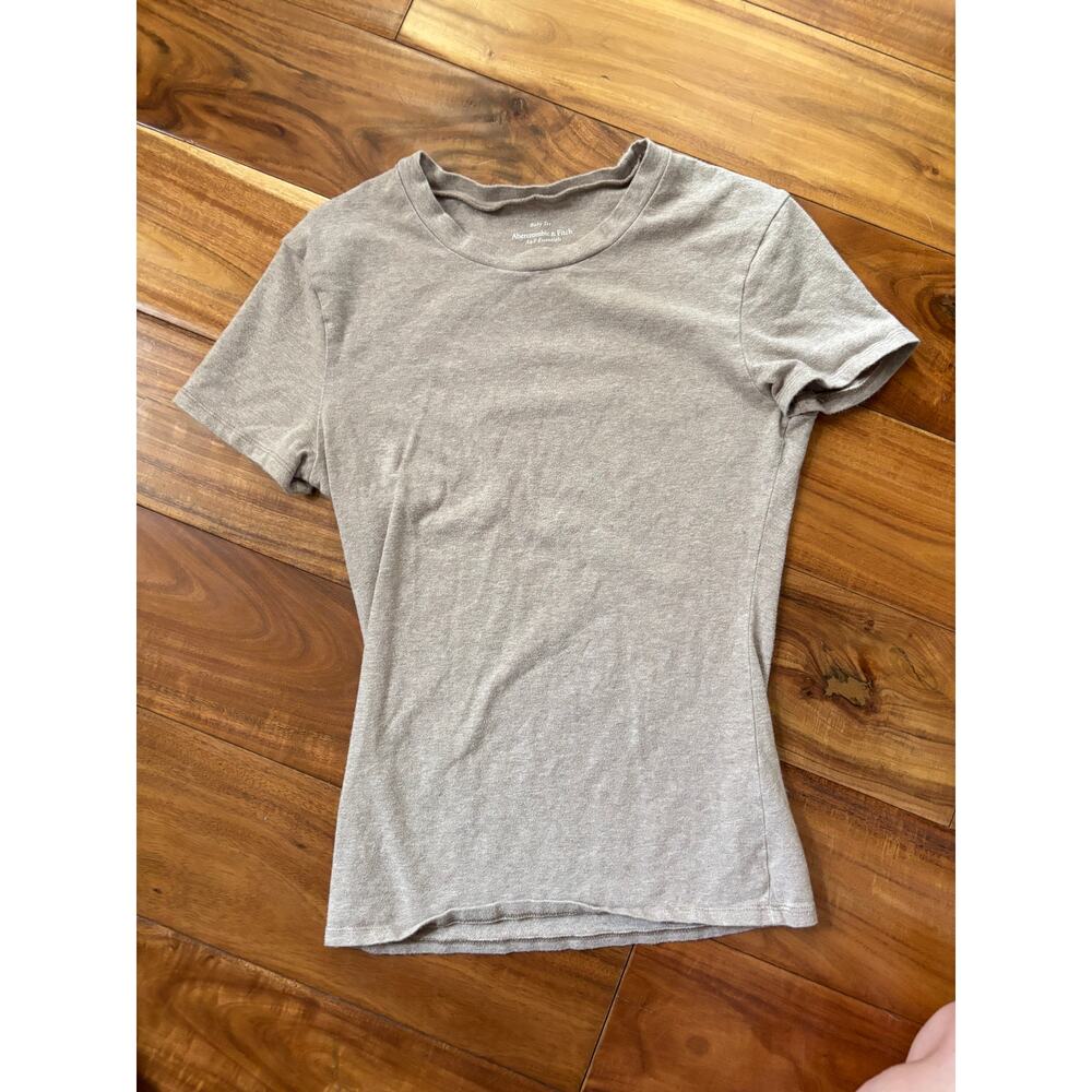 Abercrombie Baby Tee Womens Small Tan Heather Soft Fitted Crew Neck Short Sleeve